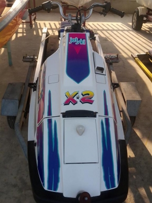 ขาย เรือเจ็ตสกี X 2 สภาพตามรูปเก่าญี่ปุ่น เล่นน้อยครับ พร้อมเทลเล่อร์