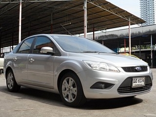 FORD FOCUS 1.8 AUTO ปี 2009 รถเจ้าของเดียว ไมล์แท้ จัดไฟแนนซ์ได้ T.086-527-9533