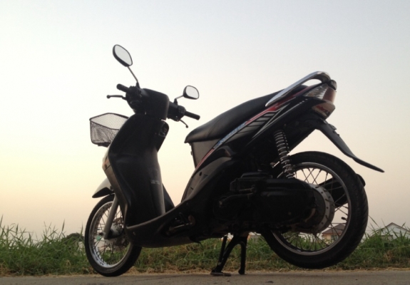 @@@     ( รถคุ้มเงิน..ช้า...อดแน่ๆ ) ขาย ยามาฮ่า มีโอ อะมอเร่  สี ดำ ยังไม่จดทะเบียน ราคา 11,000 บาท     @@@