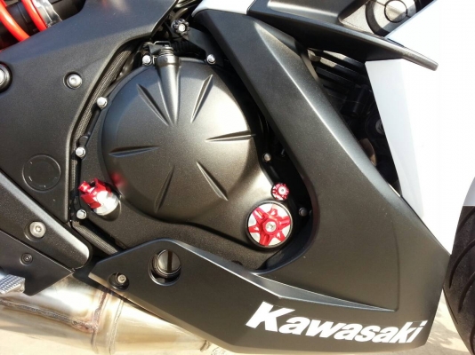 ขายNINJA 650 2013 สีขาว เดือนมิถุนายน รถ7เดือน สภาพใหม่ใช้น้อย 4,4xxกม.(แท้)ขายNINJA 650 2013 สีขาว เดือนมิถุนายน รถ7เดือน สภาพใหม่ใช้น้อย 4,4xxกม.(แท้)