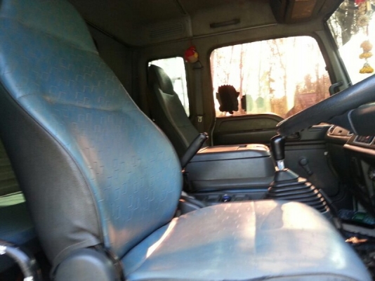 รถอีซูซุ 12 ล้อดั้ม FXZ 270 แรงม้า. ปี 51  ( ขายแม่ , ลุก )  สนใจติดต่อ 081 - 6079515