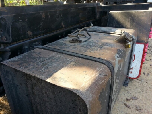 รถอีซูซุ 12 ล้อดั้ม FXZ 270 แรงม้า. ปี 51  ( ขายแม่ , ลุก )  สนใจติดต่อ 081 - 6079515