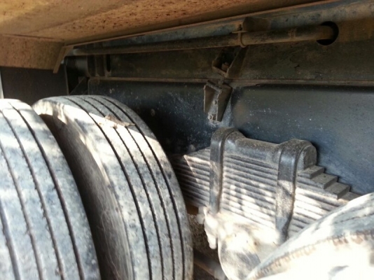 รถอีซูซุ 12 ล้อดั้ม FXZ 270 แรงม้า. ปี 51  ( ขายแม่ , ลุก )  สนใจติดต่อ 081 - 6079515