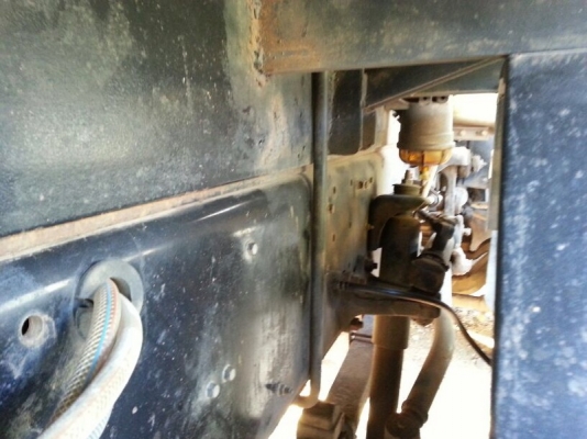 รถอีซูซุ 12 ล้อดั้ม FXZ 270 แรงม้า. ปี 51  ( ขายแม่ , ลุก )  สนใจติดต่อ 081 - 6079515