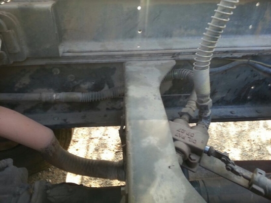 รถอีซูซุ 12 ล้อดั้ม FXZ 270 แรงม้า. ปี 51  ( ขายแม่ , ลุก )  สนใจติดต่อ 081 - 6079515