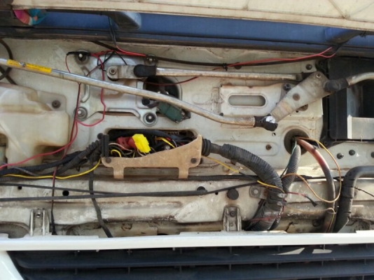 รถอีซูซุ 12 ล้อดั้ม FXZ 270 แรงม้า. ปี 51  ( ขายแม่ , ลุก )  สนใจติดต่อ 081 - 6079515