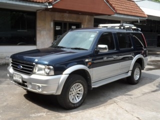 FORD EVEREST limited 2.5 AT ปี 2004 รถเจ้าของเดียว จัดไฟแนนซ์ได้ T.086-527-9533