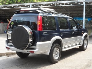 FORD EVEREST limited 2.5 AT ปี 2004 รถเจ้าของเดียว จัดไฟแนนซ์ได้ T.086-527-9533