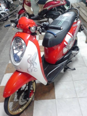 Honda Scoopy &ndash; i รถสวยปี 2555 ลายลิเวอร์พูล ลายลิขสิทธิ์แท้ ขายถูก