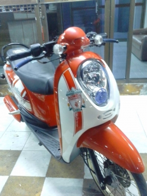 Honda Scoopy – i รถสวยปี 2555 ลายลิเวอร์พูล ลายลิขสิทธิ์แท้ ขายถูก Honda Scoopy – i รถสวยปี 2555 ลายลิเวอร์พูล ลายลิขสิทธิ์แท้ ขายถูก