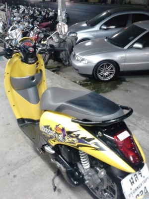 รถหัวฉีดประหยัดน้ำมัน Honda Scoopy -i ปลายปี 2554 สวยใส คุณภาพคับแน่น