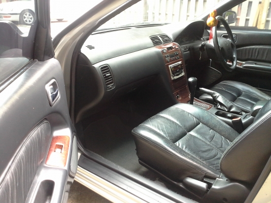 รถหรูสภาพน่าใช้ราคาไม่แพง