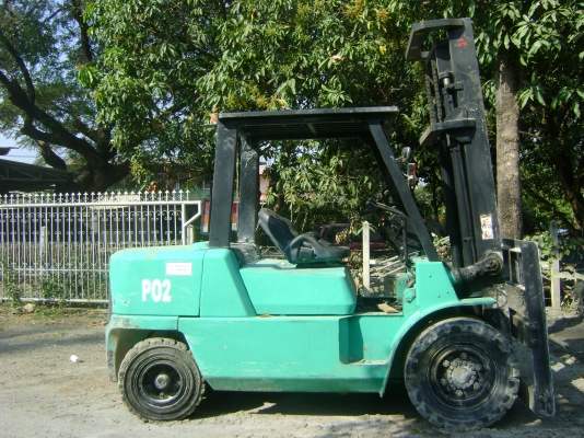 ขายด่วนรถยก 5 ตัน 500,000 บาท