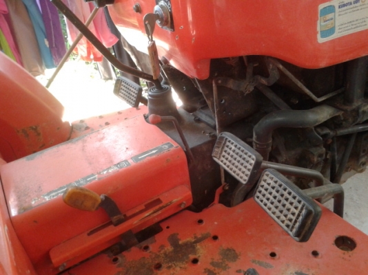 รถไถ่นาคูโบต้า รุ่น L 3408 สองเพลา พร้อมใช้งาน รถไถ่นาคูโบต้า รุ่น L 3408 สองเพลา พร้อมใช้งาน