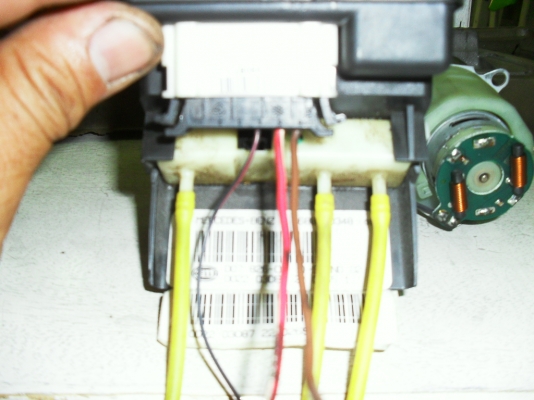 ปั๊ม ลมล๊อคปะตูBENZ NEW EYE ปั๊ม ลมล๊อคปะตูBENZ NEW EYE