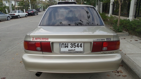 รถบ้านแท้