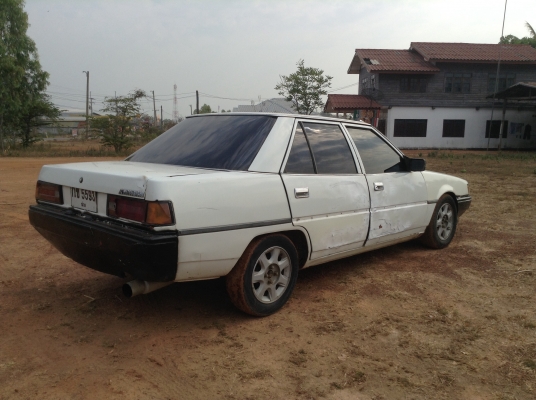 ขายรถเก๋ง MITSU GALANT สถาพยังใช้งานได้ดี แอร์เย็น ล้อแม็ก เอาไปเก็บสีหน่อยสวยเลย ทะเบียนพร้อมโอนครับ