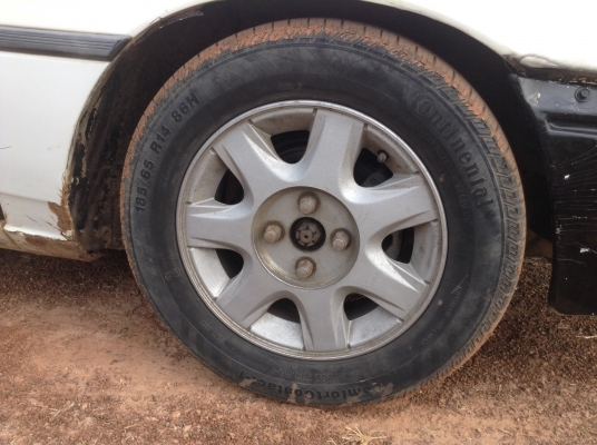 ขายรถเก๋ง MITSU GALANT สถาพยังใช้งานได้ดี แอร์เย็น ล้อแม็ก เอาไปเก็บสีหน่อยสวยเลย ทะเบียนพร้อมโอนครับ