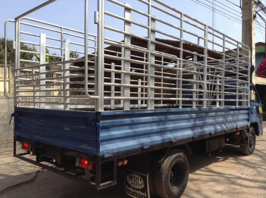 ISUZU NPR 110 แรง พวงมาลัยเพาเวอร์. กระบะเหล็ก.รั้วเหล็ก ยาว 5 เมตร ซัซซีสวย 430,000 ISUZU NPR 110 แรง พวงมาลัยเพาเวอร์. กระบะเหล็ก.รั้วเหล็ก ยาว 5 เมตร ซัซซีสวย 430,000