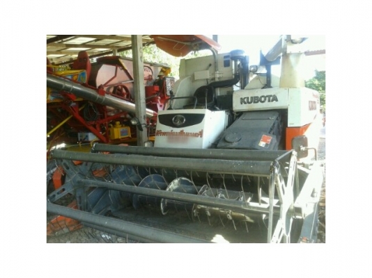 ขายรถเกี่ยวKUBOTA DC95 อุ้ม1.5ตัน สภาพพร้อมใช้ เอกสารพร้อมโอน