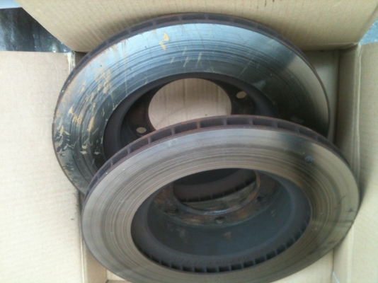 ขาย ปั้มเบรคprado95