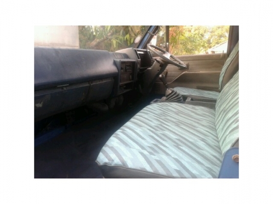 ขายISUZU NPR115แรงปี36 ยาว5เมตร เครื่องดี แคชซีสวย เอกสารพร้อมโอน