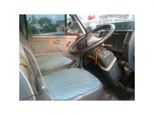 ขายโดยสารISUZU NKR110 แรง ปี36 เครื่องดี แคชซีสวย เอกสารพร้อมโอน