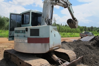 ขายรถแบคโฮด่วน