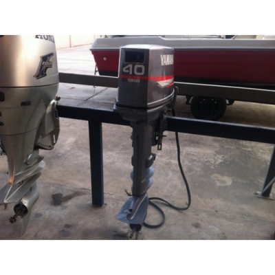 ขายเครื่องยนต์เรือ Yamaha 40แรงม้า 2จังหวะ 2สูบ 1คาร์บู รุ่นเร่งจาน มือสองญี่ปุ่น