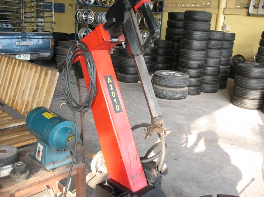 ขายเครื่องถอดยางคอร์กี้ ขายเครื่องถอดยางคอร์กี้