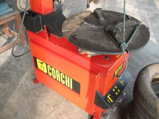 ขายเครื่องถอดยางคอร์กี้ ขายเครื่องถอดยางคอร์กี้