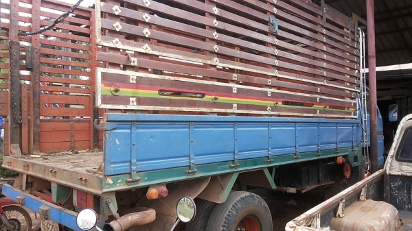 ***ขายแล้วครับขอบคุณ Truck2hand ขาย6ล้อ115ประกอบเครื่่อง+ช่วงล่างใหญ่ๆ ISUZU NPR59L วางเครื่อง6BD1 165แรงแน่นๆแรงอึด แห้งไม่มีเยิ้ม เกียร์ใหญ่ ช่วงล่างFหน้า-หลัง คัสซีสวยไม่ปะไม่ดาม กระบะพื้นไม้คอกไม้สูงสภาพสวยๆไม่มีหัก ยาง8.25ดี6เส้น หัวเก๋งบางดีไม่ผุ เก ***ขายแล้วครับขอบคุณ Truck2hand ขาย6ล้อ115ประกอบเครื่่อง+ช่วงล่างใหญ่ๆ ISUZU NPR59L วางเครื่อง6BD1 165แรงแน่นๆแรงอึด แห้งไม่มีเยิ้ม เกียร์ใหญ่ ช่วงล่างFหน้า-หลัง คัสซีสวยไม่ปะไม่ดาม กระบะพื้นไม้คอกไม้สูงสภาพสวยๆไม่มีหัก ยาง8.25ดี6เส้น หัวเก๋งบางดีไม่ผุ เก