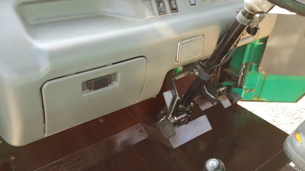 รถบรรทุกการเกษตรขับ 4x4