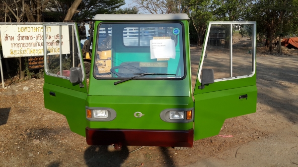 รถบรรทุกการเกษตรขับ 4x4