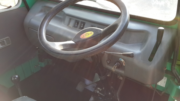 รถบรรทุกการเกษตรขับ 4x4