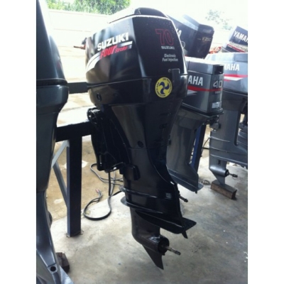 ขายเครื่องยนต์เรือ Suzuki DF70 4 จังหวะ จากประเทศญี่ปุ่น