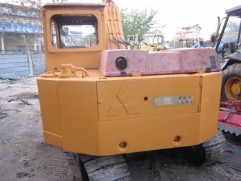 ขาย- รถขุด รถแบคโฮ พร้อมหัวคีบไม้ MITSUBISHI: MS062 (PC 60) เครื่อง 4 สูบ สภาพพร้อมใช้งาน