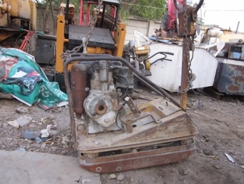 ขาย- เครื่องตบดิน พื้นเรียบ WACKER เครื่องยนต์ดีเซล ตบอัด สั่นสะเทือน ได้ 2-3 ตัน มือสองเก่าญี่ปุ่น