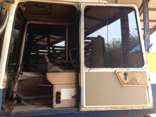 ขาย KOMATSU PC200-5 คอนโทรนสั้น ซีเรียลสูง เจ้าของขายเอง 081-4283210