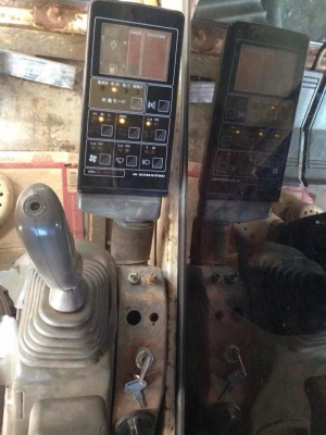 ขาย KOMATSU PC200-5 คอนโทรนสั้น ซีเรียลสูง เจ้าของขายเอง 081-4283210