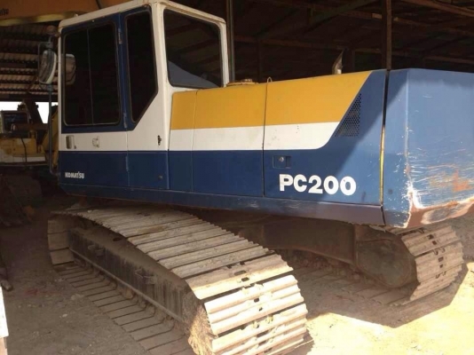 ขาย KOMATSU PC200-5 คอนโทรนสั้น ซีเรียลสูง เจ้าของขายเอง 081-4283210