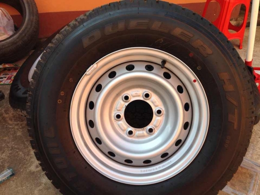 ล้อกระทะ16อีซุซุตัวใหม่พร้อมยางบิดโตน24570R16ป้ายแดงปี13 ล้อกระทะ16อีซุซุตัวใหม่พร้อมยางบิดโตน24570R16ป้ายแดงปี13