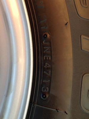 ล้อกระทะ16อีซุซุตัวใหม่พร้อมยางบิดโตน24570R16ป้ายแดงปี13 ล้อกระทะ16อีซุซุตัวใหม่พร้อมยางบิดโตน24570R16ป้ายแดงปี13