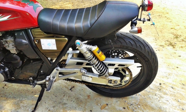 ขายด่วนๆ XJR400 ราคาสุดท้ายแล้ว 55000 วันนี้ผมพึ่งซื้อแบตลูกใหม่มาใส่ให้