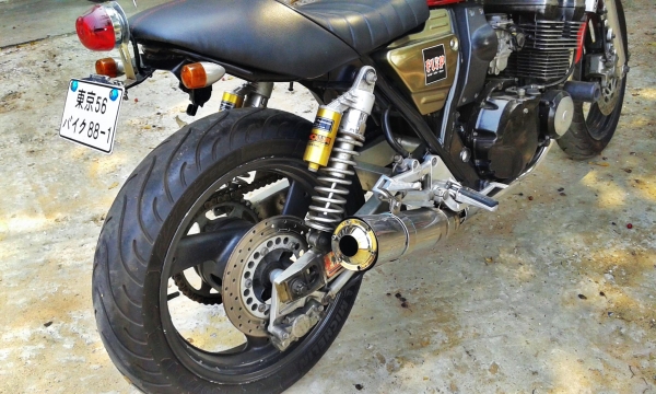 ขายด่วนๆ XJR400 ราคาสุดท้ายแล้ว 55000 วันนี้ผมพึ่งซื้อแบตลูกใหม่มาใส่ให้