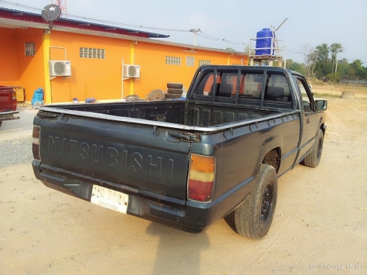 ขาย L200 ไซโคลน สวยๆ เดิมๆ พร้อมใช้งาน ครับ ขาย L200 ไซโคลน สวยๆ เดิมๆ พร้อมใช้งาน ครับ