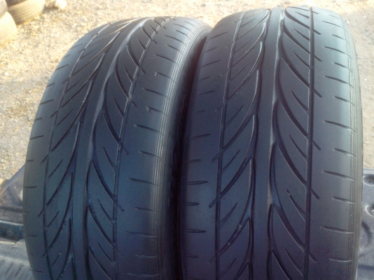 ขายยางขอบ17 215-55-17 09 ยางแฮนคอคสภาพดีดอกเยอะไม่บวม ไม่กินข้าง