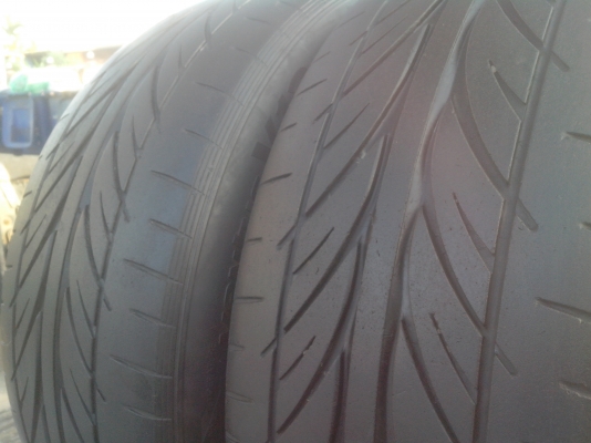 ขายยางขอบ17 215-55-17 09 ยางแฮนคอคสภาพดีดอกเยอะไม่บวม ไม่กินข้าง