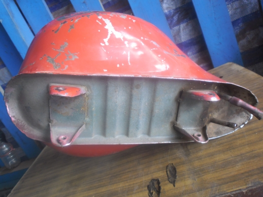 ขาย ถังSuper Cup ของเก่าแท้ครับ ไม่ผุไม่รั่วครับ