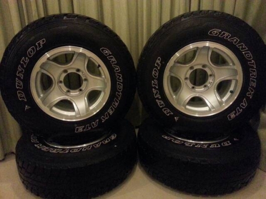 ขายล้อ 15 offroad พร้อมยาง 31